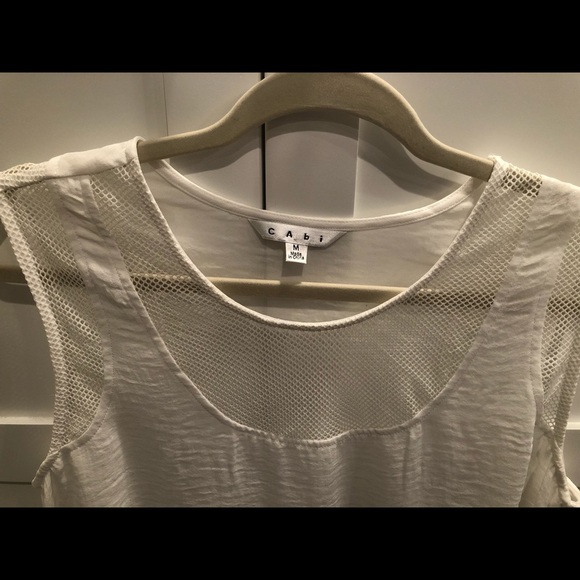 Cabi Sleeveless Tank, White with Mesh Top Layer Casual Summer Lightweight Sz M - Picture 2 of 8